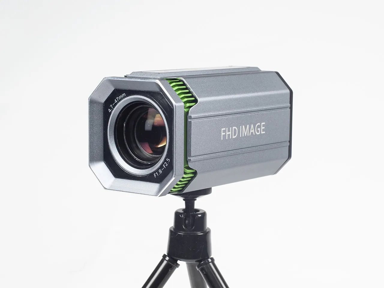 Portrait Mode Streaming Camera HC201-10 shot under white back ground